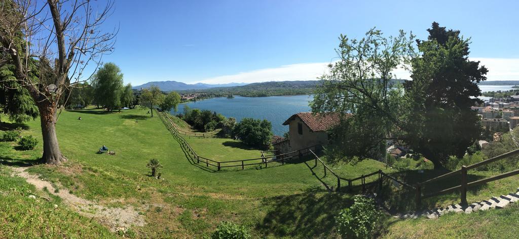 La Casa nel Parco Villa Arona Esterno foto